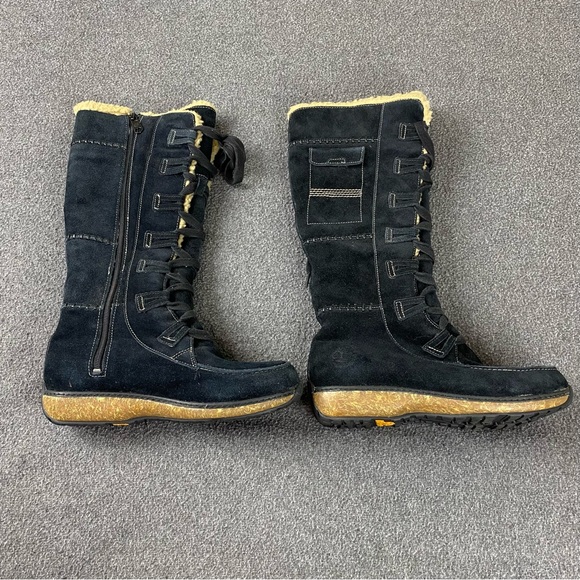 Timberland knee high Sherpa lined suede women's boots Size 7.5. - Picture 9 of 10